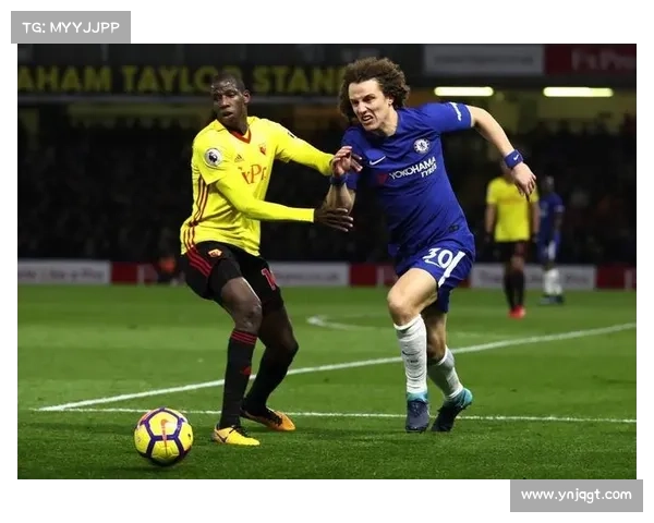 大卫路易斯在比赛中常见的踢球位置及其战术作用分析